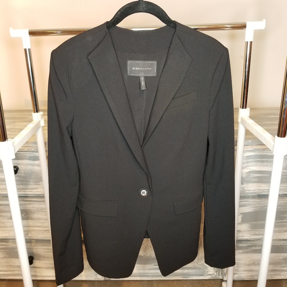 BCBG MaxAzria Blazer